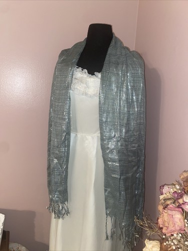 Private quarters blue silver - private,